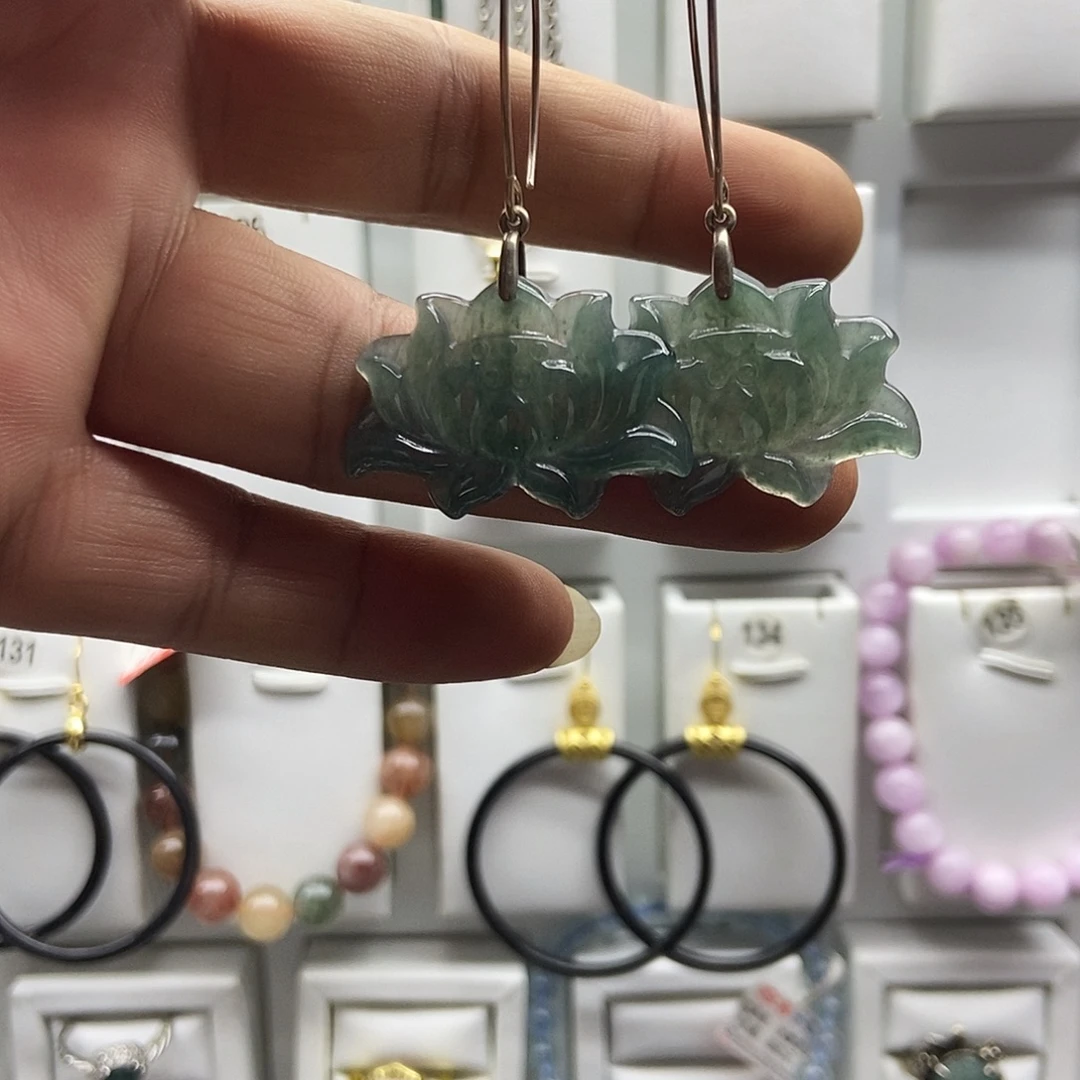 银S925镶嵌翡翠耳饰品质珠宝