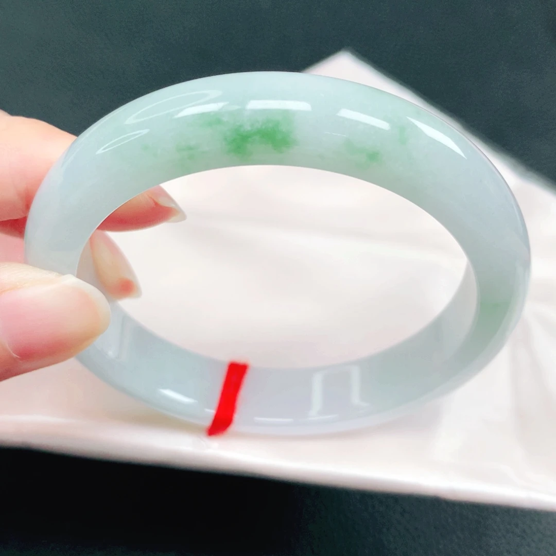 翡翠未镶嵌手镯58圈