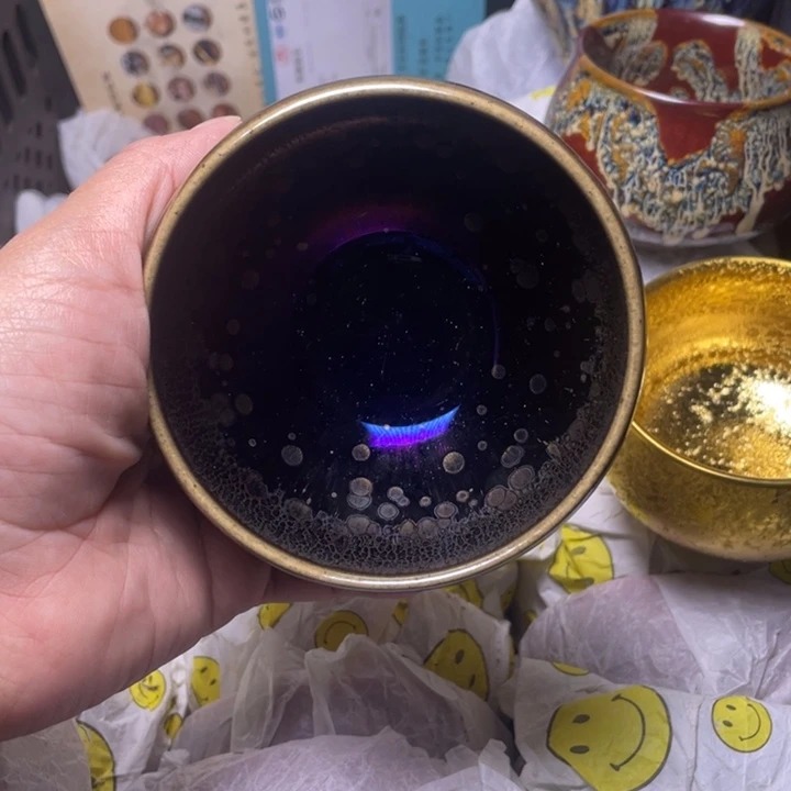 茶盏在哪里都有我们陪