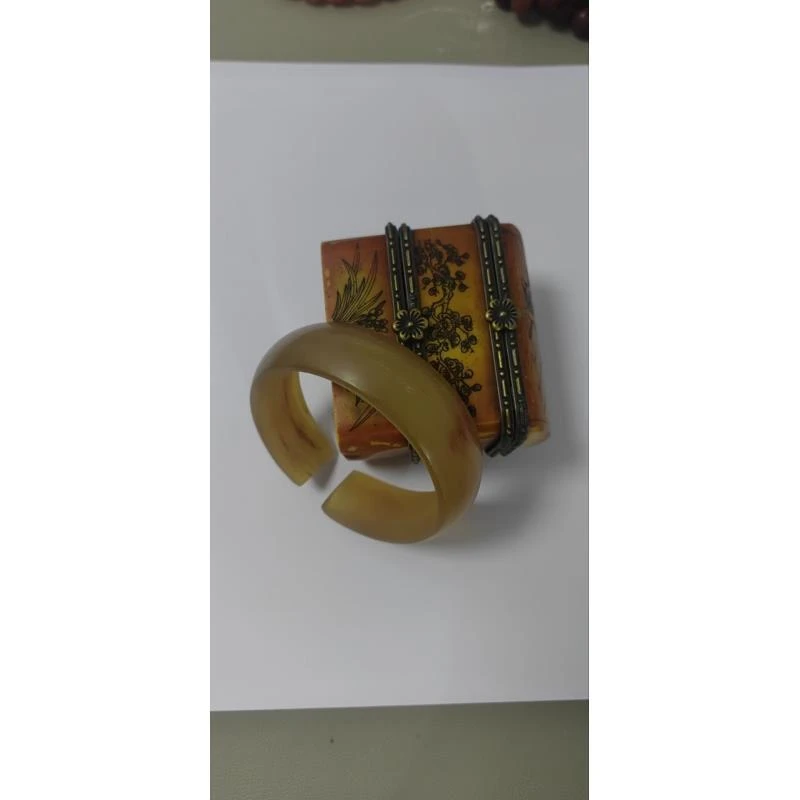 非金属木质手镯  非金属木质手镯 镯s669精美手镯