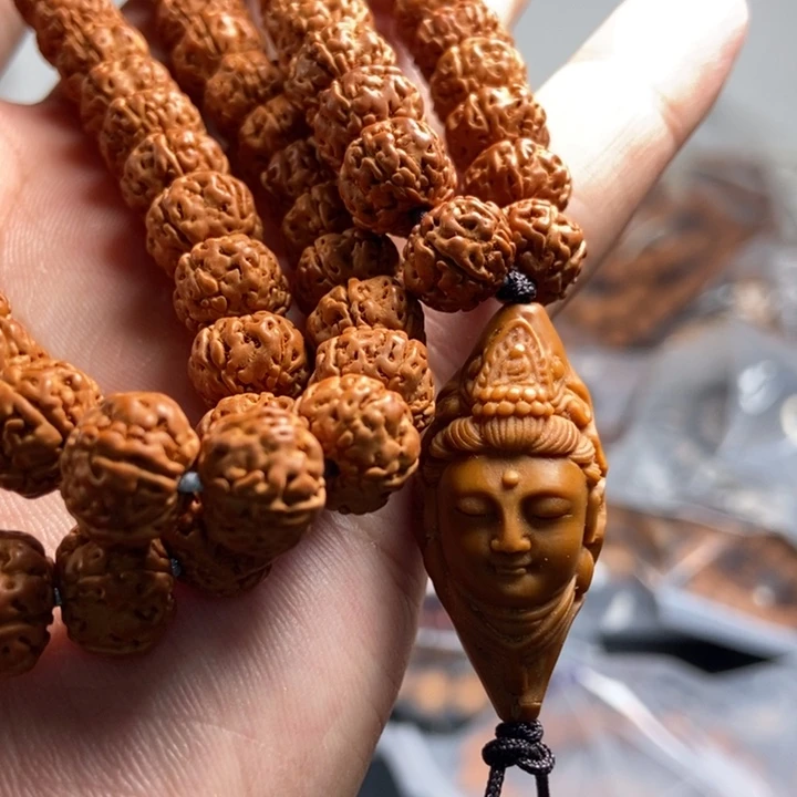 猴头核桃吊坠橄榄