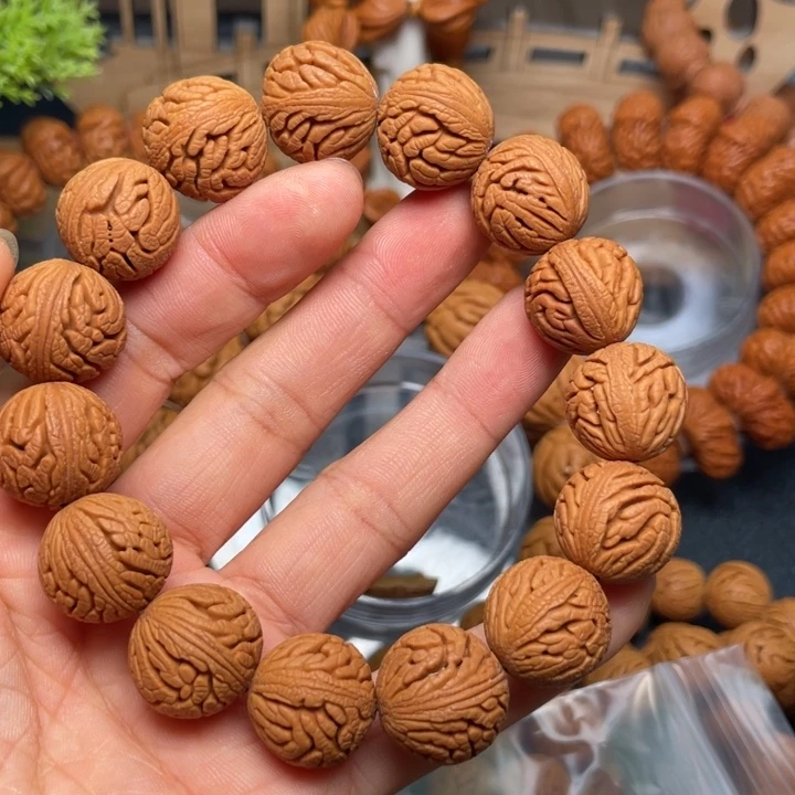 桃核手串龙纹桃核3