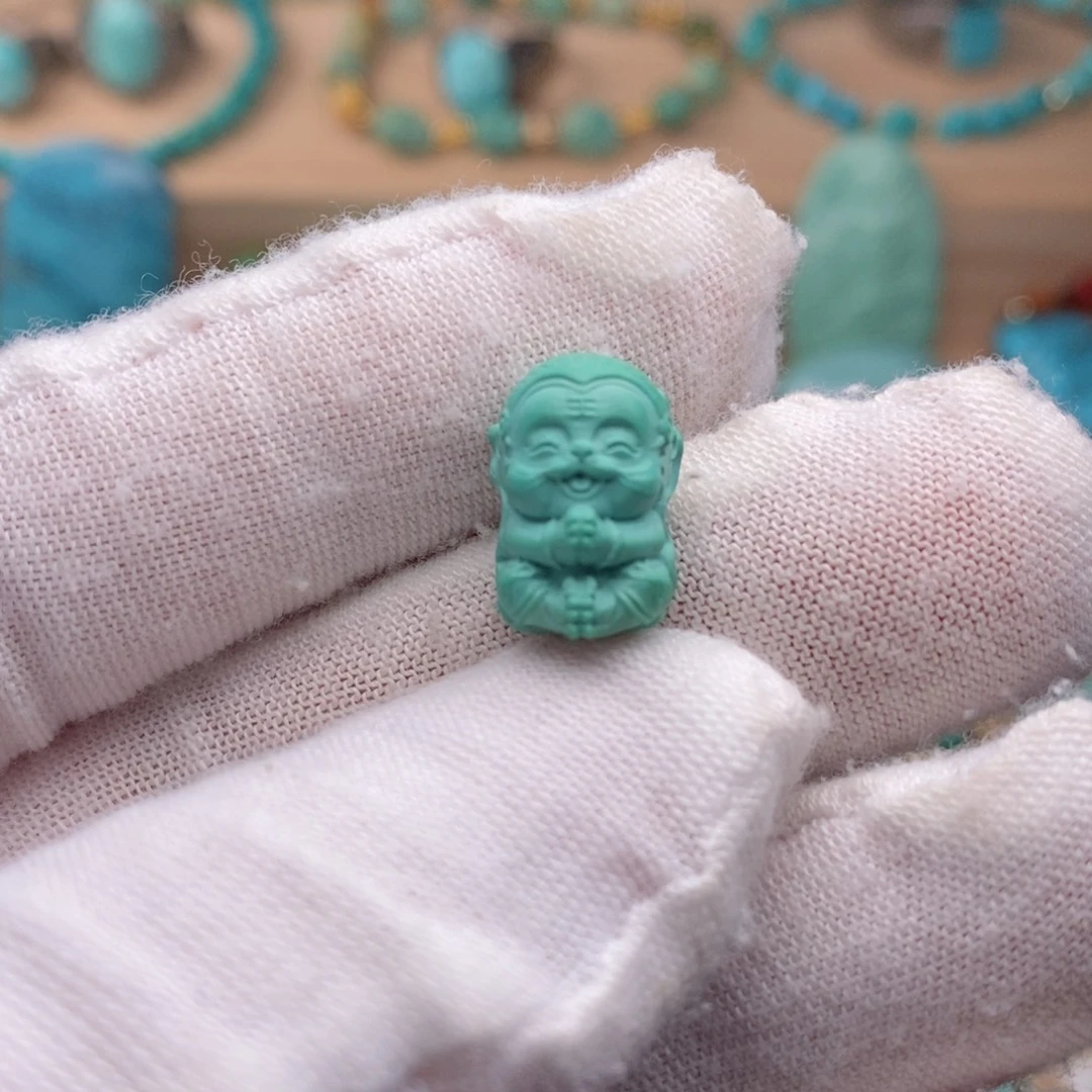 绿松石未镶嵌挂件