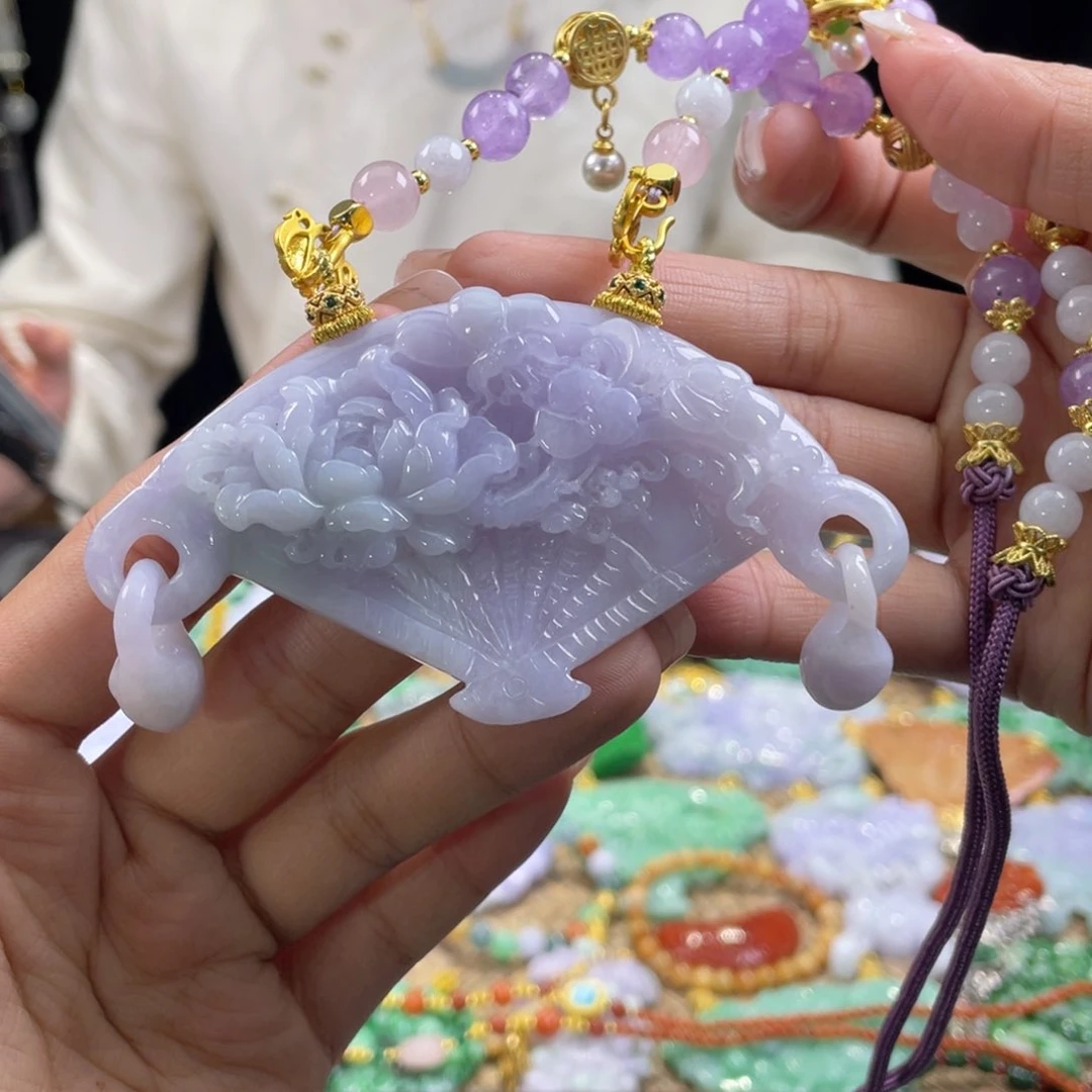 翡翠颈饰未镶嵌代编织