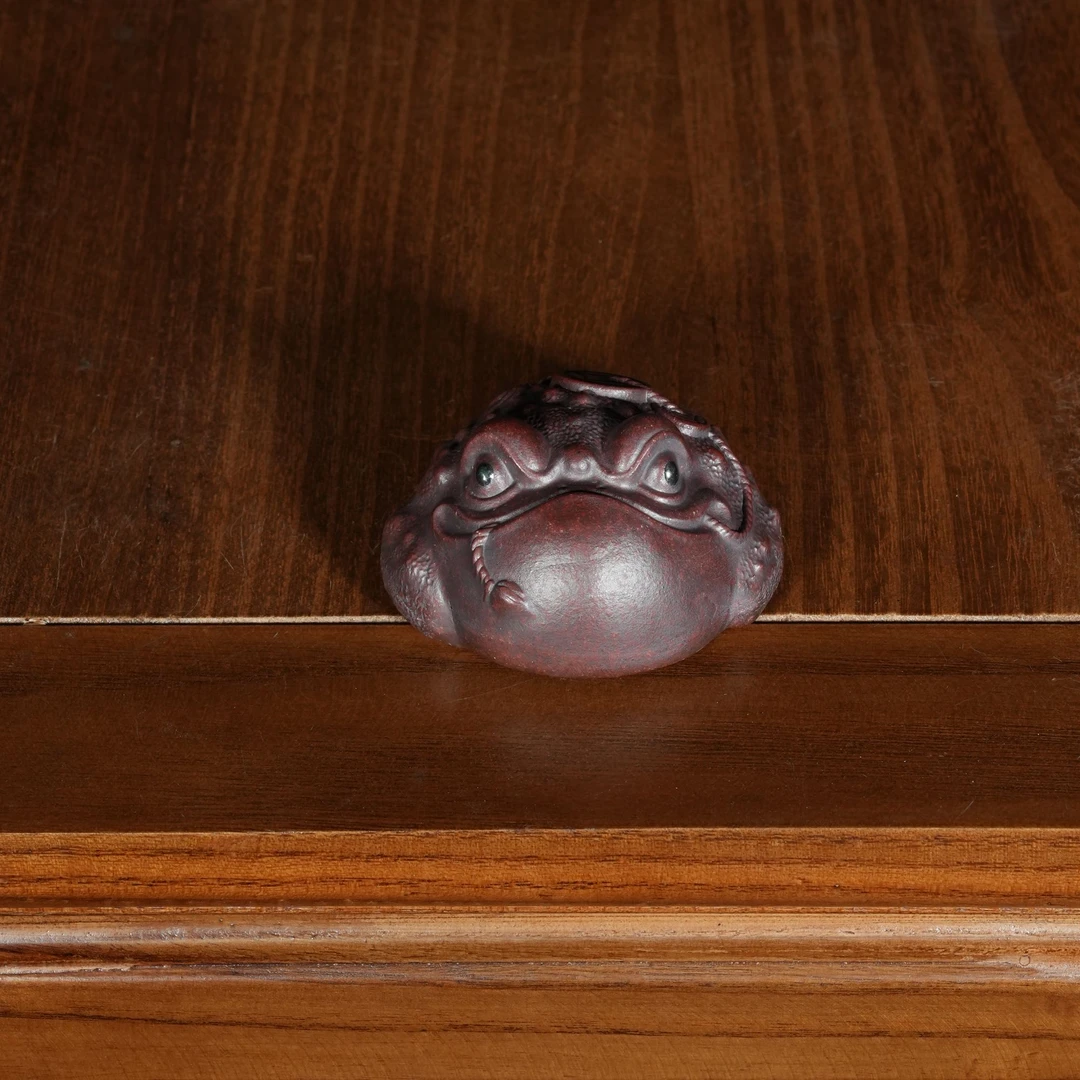 宜兴原矿高温石红雕塑地包天金蟾紫砂手工茶宠茶玩茶道摆件