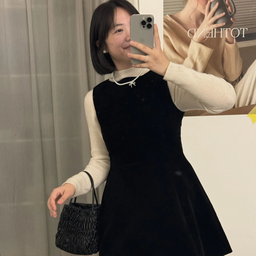 TOTHEND年会“黑天鹅”高级气质通勤氛围感收腰显瘦丝绒背心连衣裙