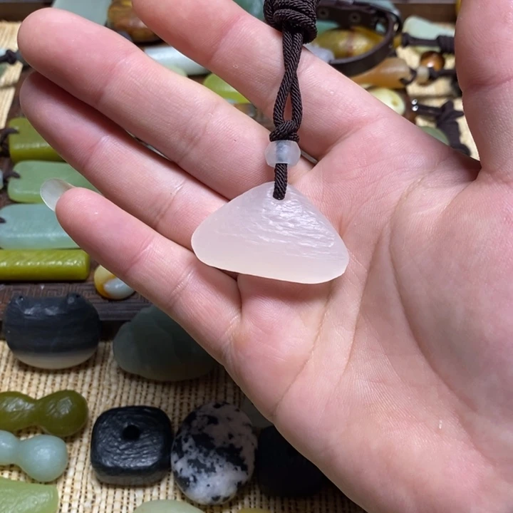 S***.蛇纹石玉未镶嵌挂件