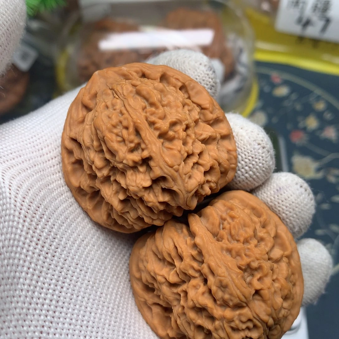 文玩核桃把件孟****?41-17353-4