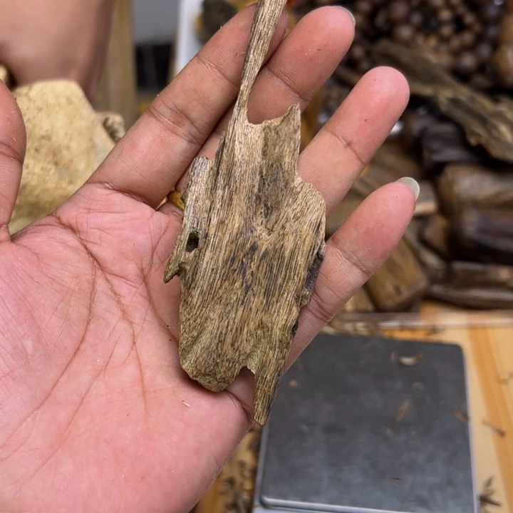 沉香碎屑沉香15克