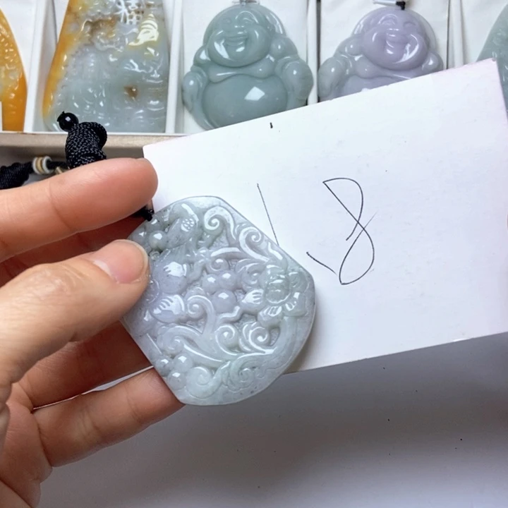 順***悥翡翠未镶嵌颈饰翡翠