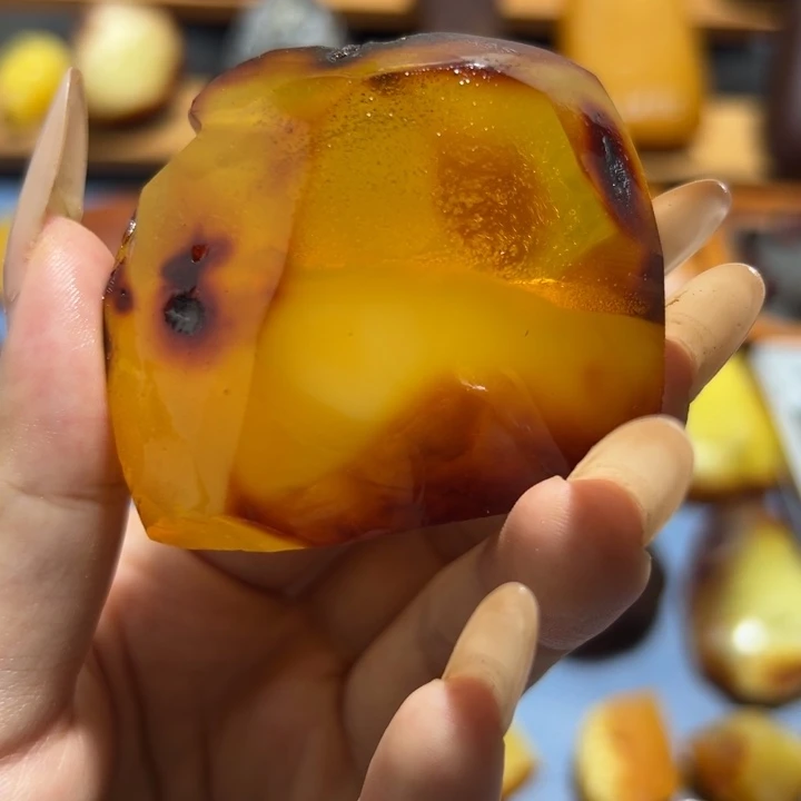 定制琥珀未镶嵌波罗的海琥珀