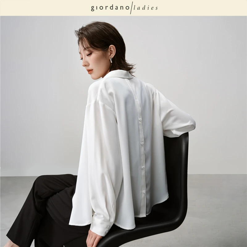 giordano ladies 气质通勤纯色垂感后幅钮扣长袖衬衫女02345508