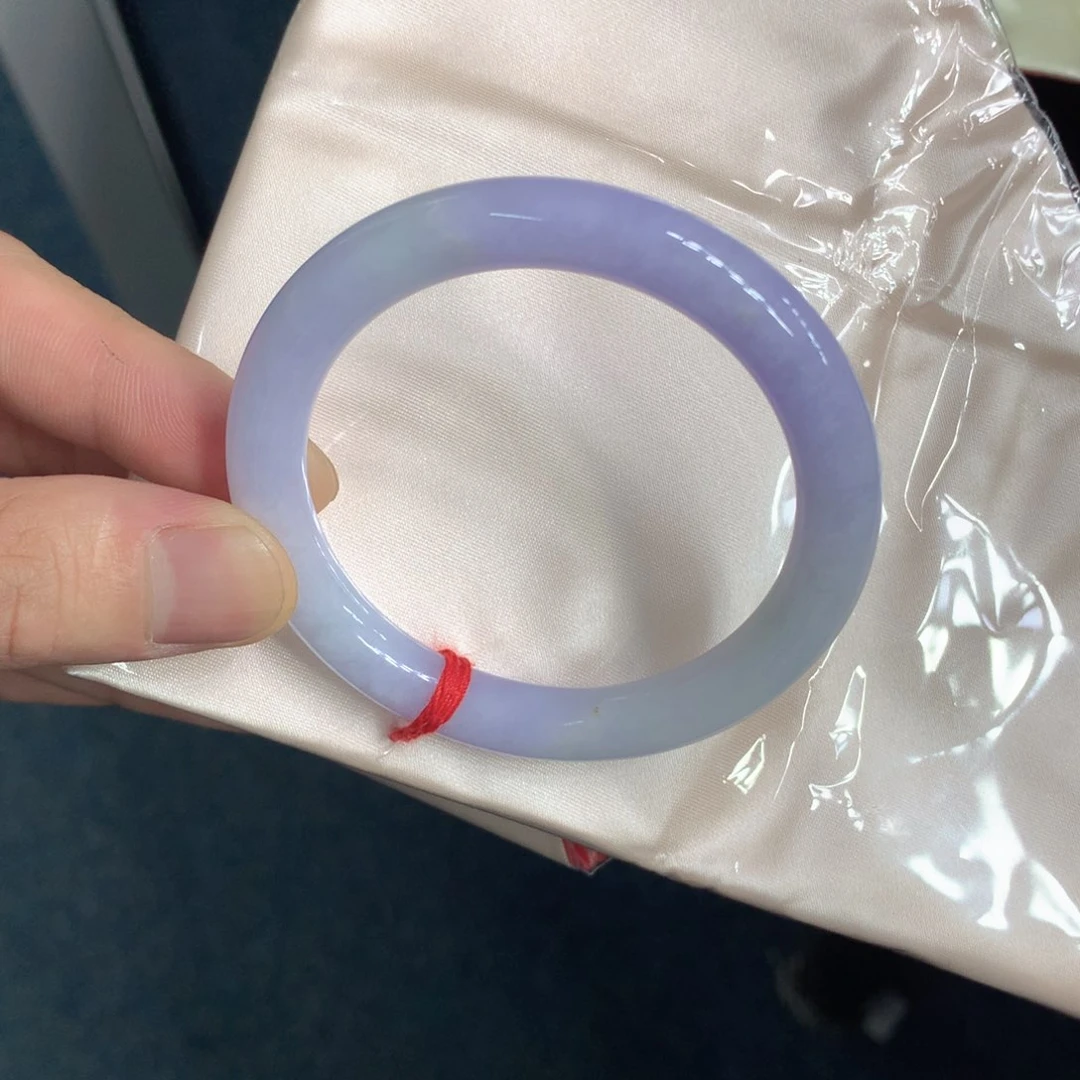 翡翠手镯（圆镯）未镶嵌翡翠