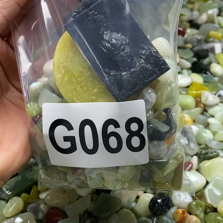 蛇纹石玉鱼缸石未镶嵌