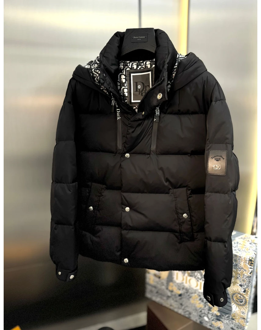 【巴黎新品羽绒服】轻奢高品男士百搭时尚连帽老花厚款保暖 4-922