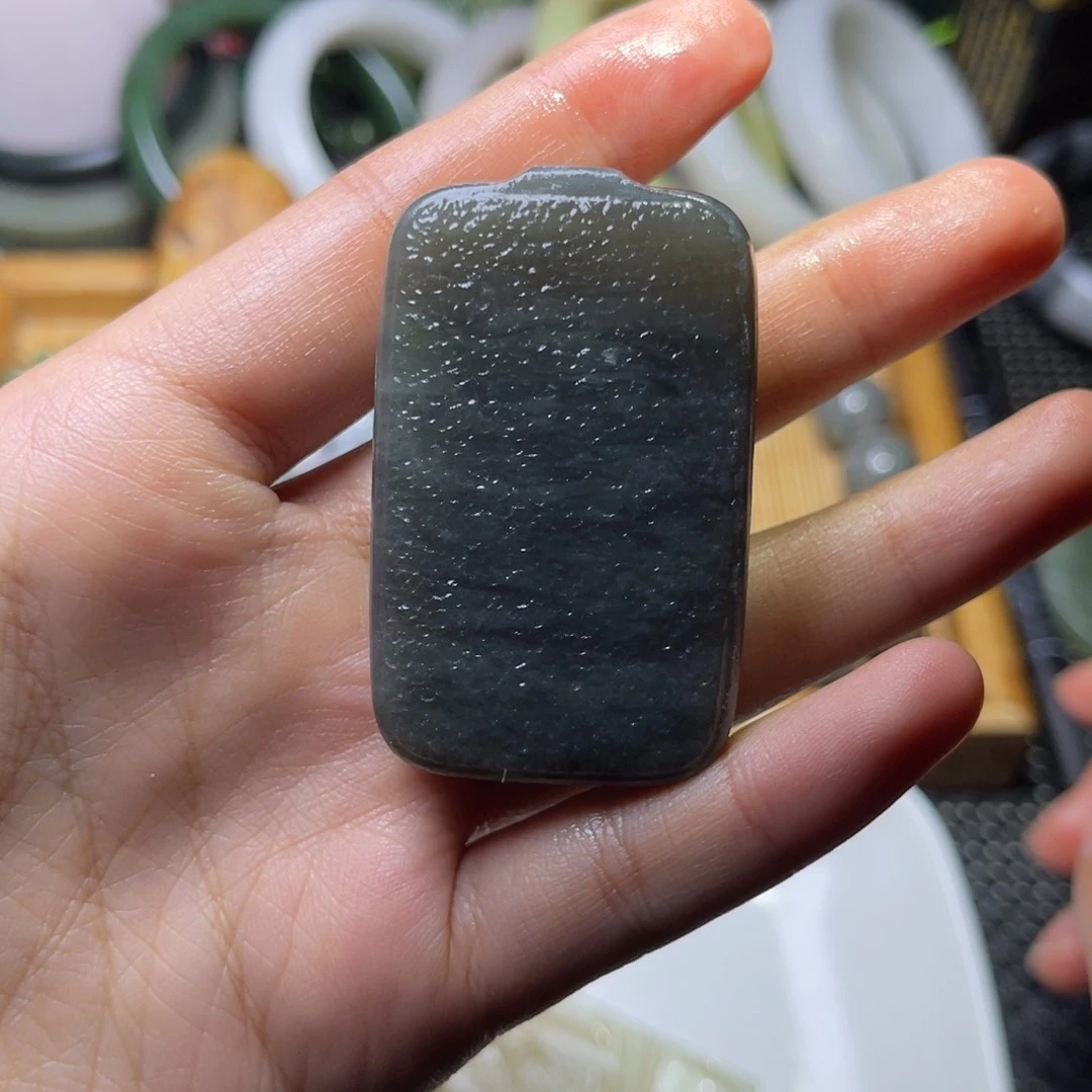 未镶嵌和田玉珠宝半成品