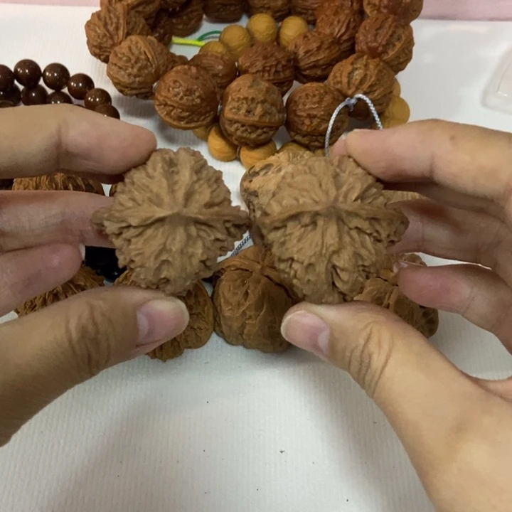 文玩核桃吊坠40苹果园