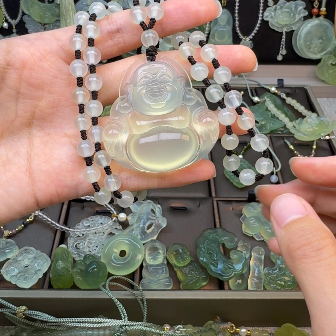 蛇纹石玉合金颈饰
