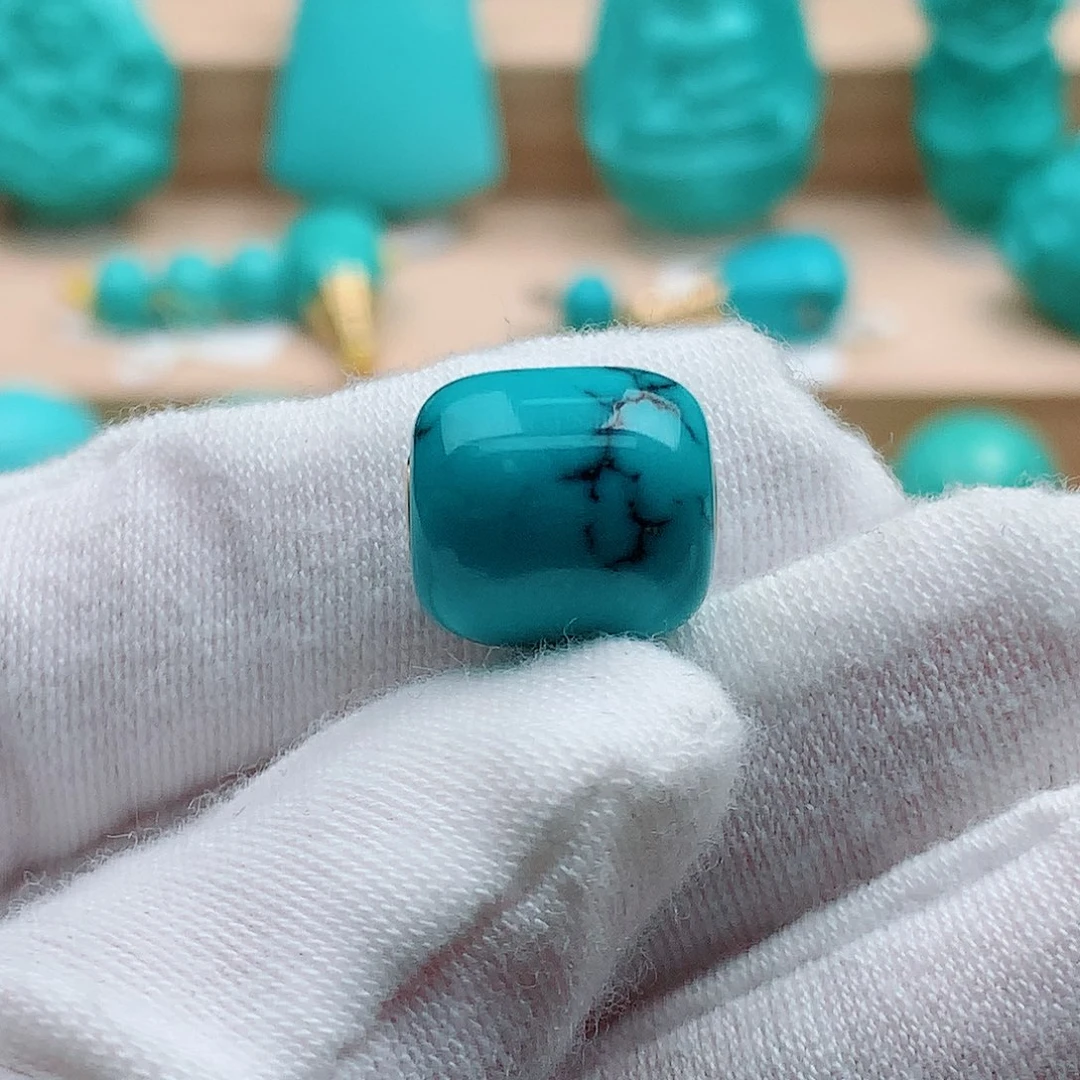 绿松石18K金镶嵌配饰