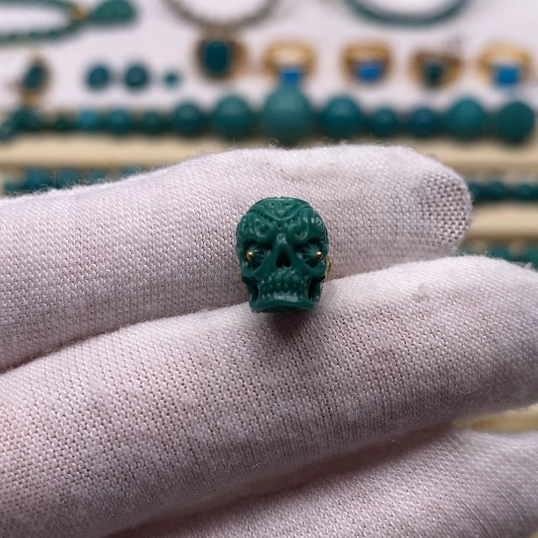 绿松石未镶嵌珠宝奇石刺骨骷髅8.5mm
