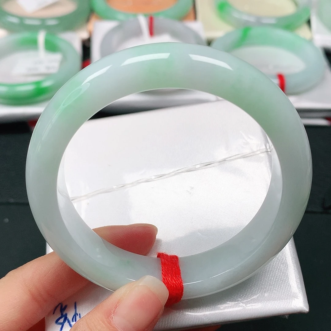 翡翠手镯未镶嵌天然翡翠手镯55