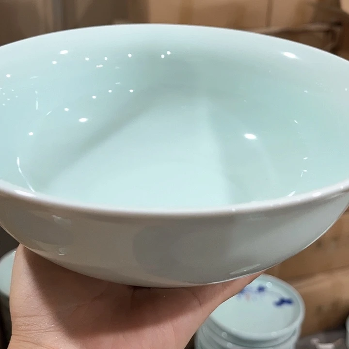 瓷片青瓷八英寸大汤碗两个微瑕包邮