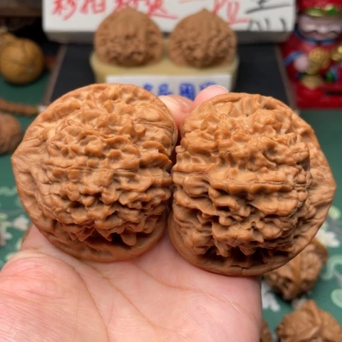 【闪购商品】把件文玩核桃54.5官帽