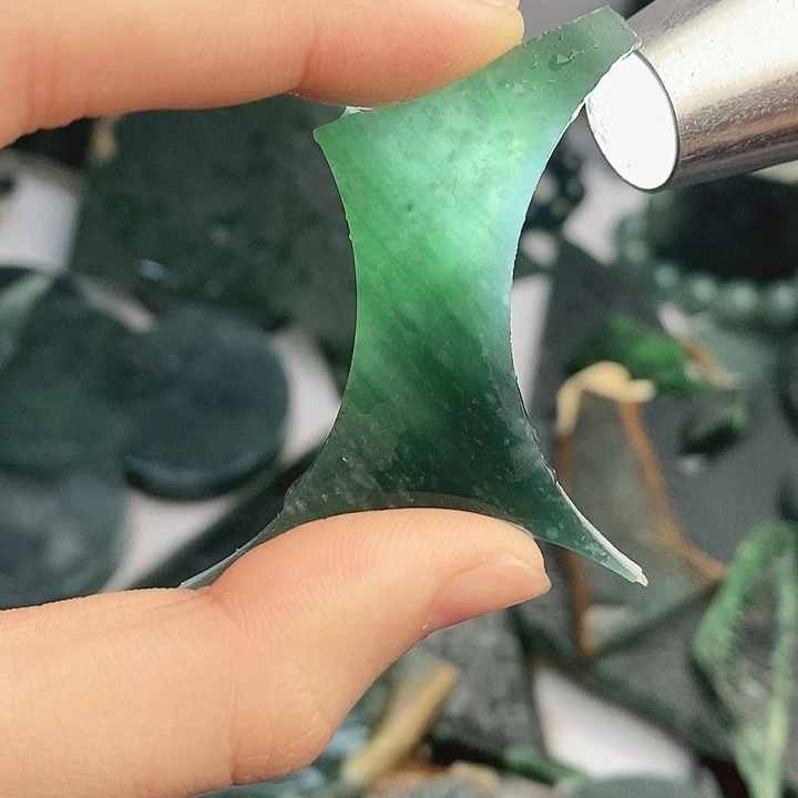 翡翠裸石纯天然翡翠