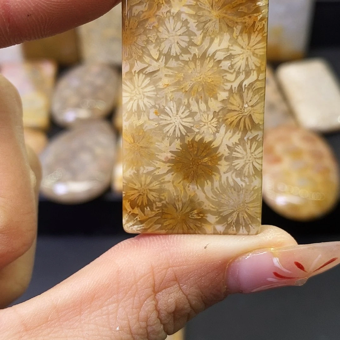 硅化玉颈饰合金原*