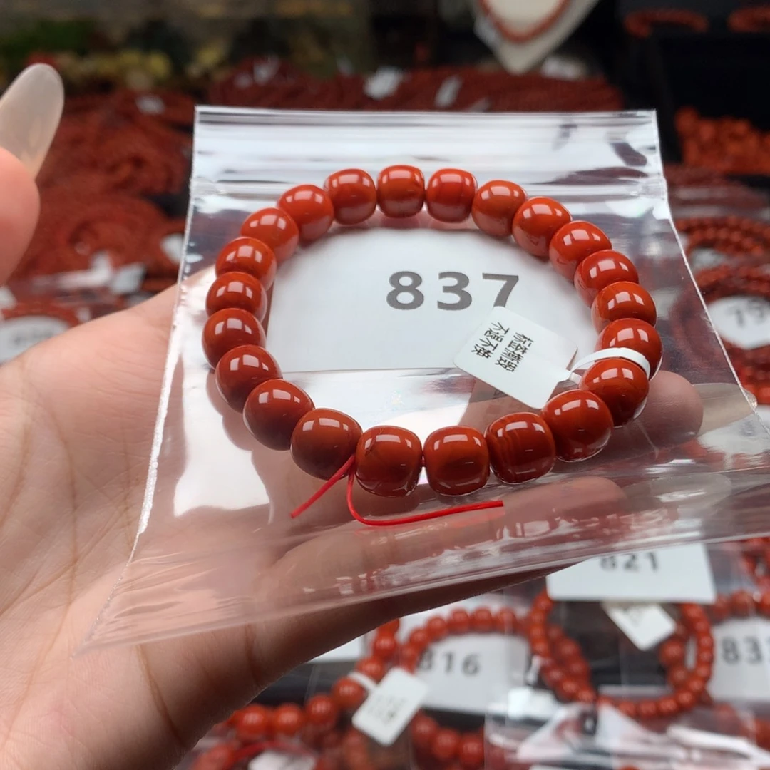 南红玛瑙手串未镶嵌9.8mm（837)