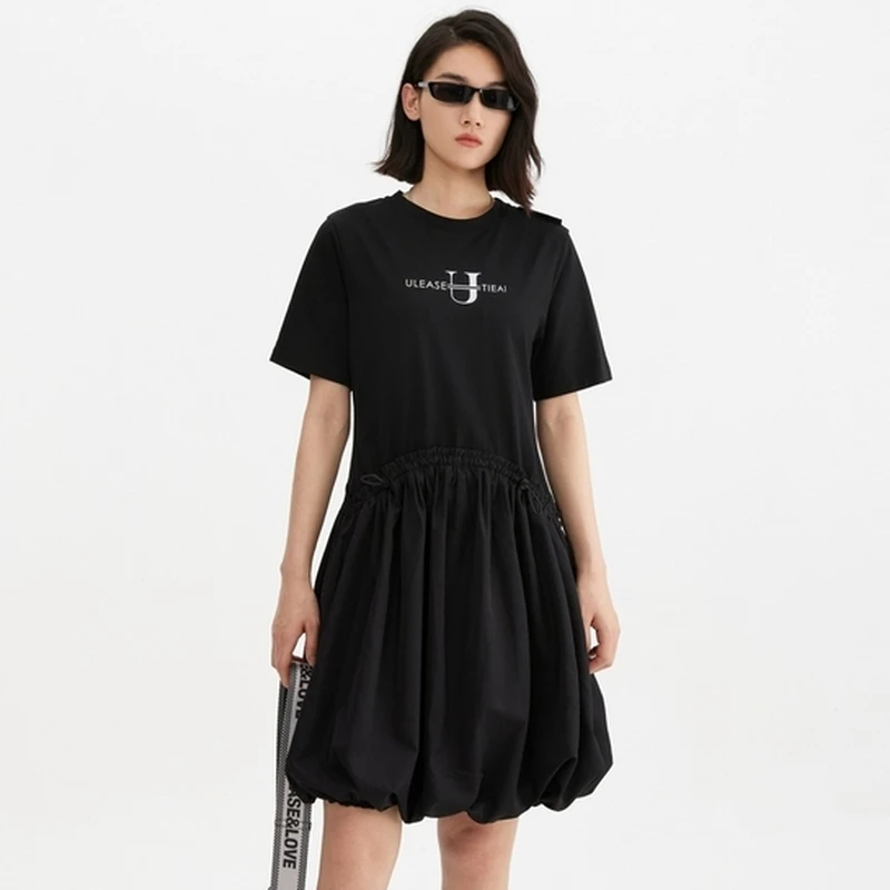 U/TI 简约字母抽绳拼接设计黑色圆领休闲时尚宽松显瘦花苞裙