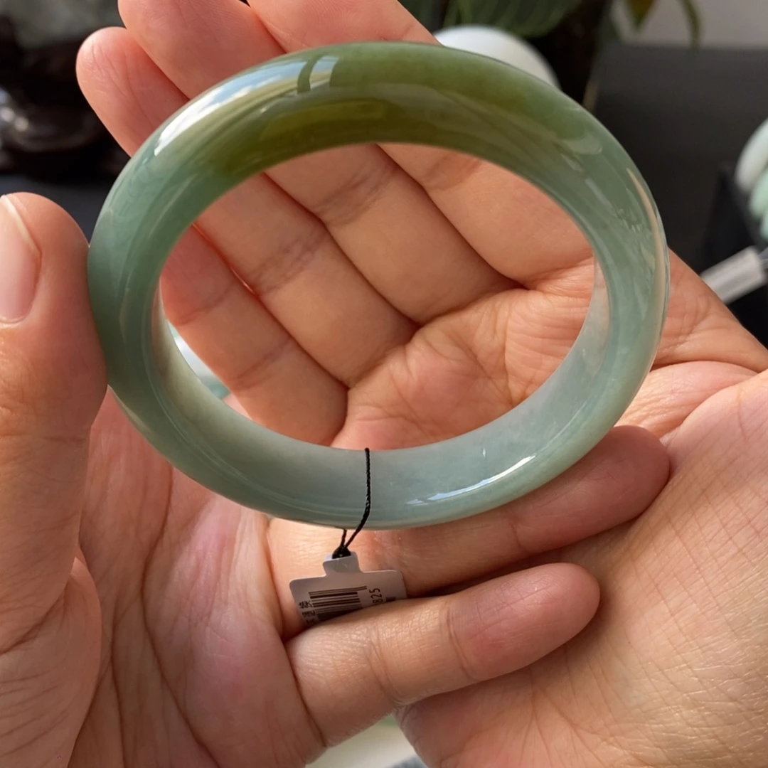未镶嵌手镯翡翠天然