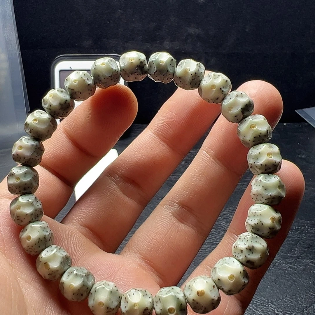 ****也星月菩提吊坠链接03