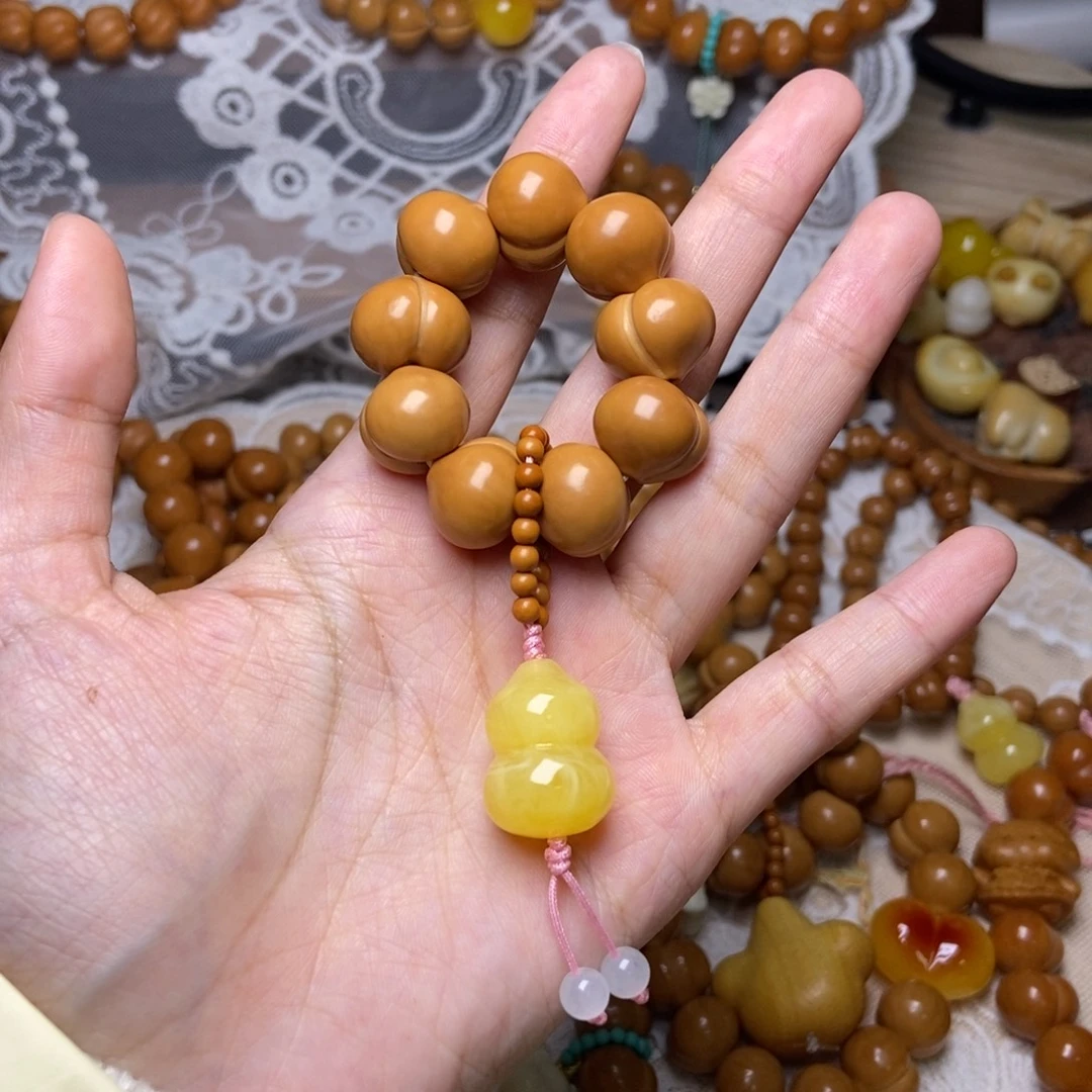 猴头核桃吊坠屁桃卡15