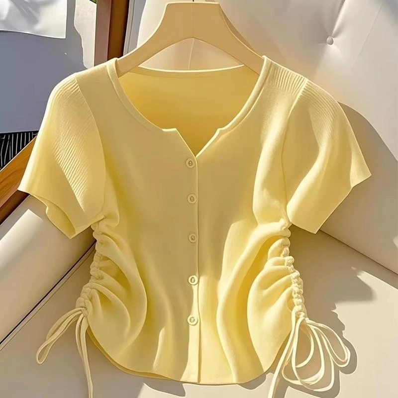 女装设计感V领遮肚短袖法式2025夏季韩系小众黄色多巴胺服装女