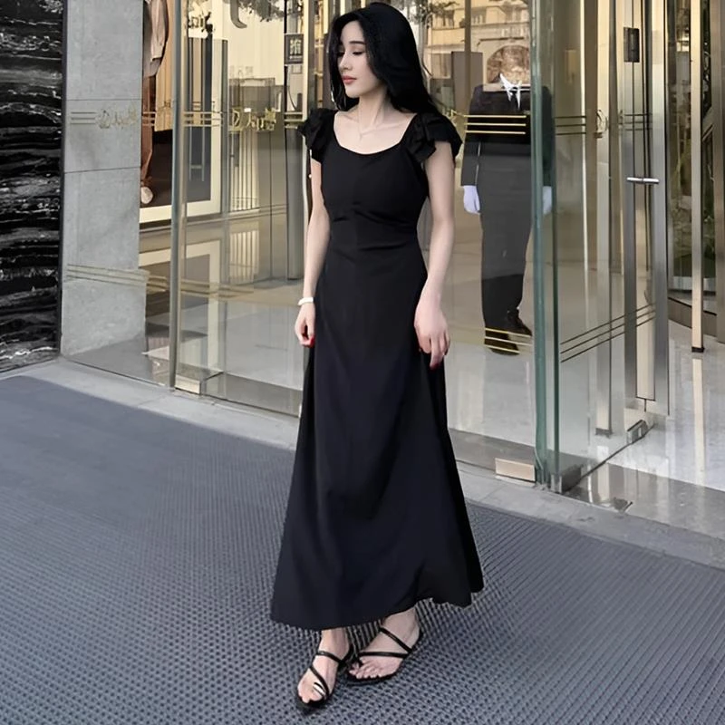 香老板娘定制方领碎花连衣裙2025新款夏季收腰设计感a字长裙子女