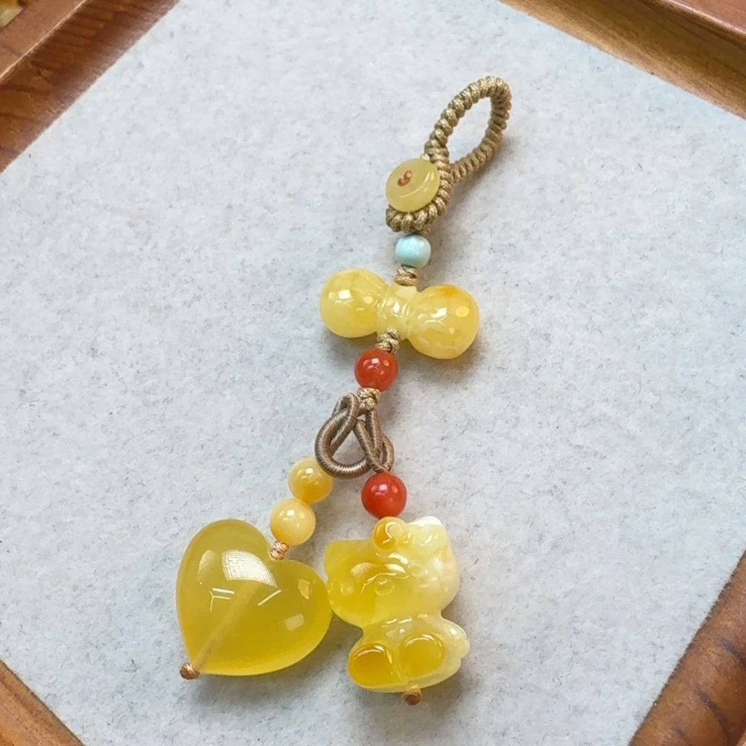 未镶嵌琥珀珠宝奇石