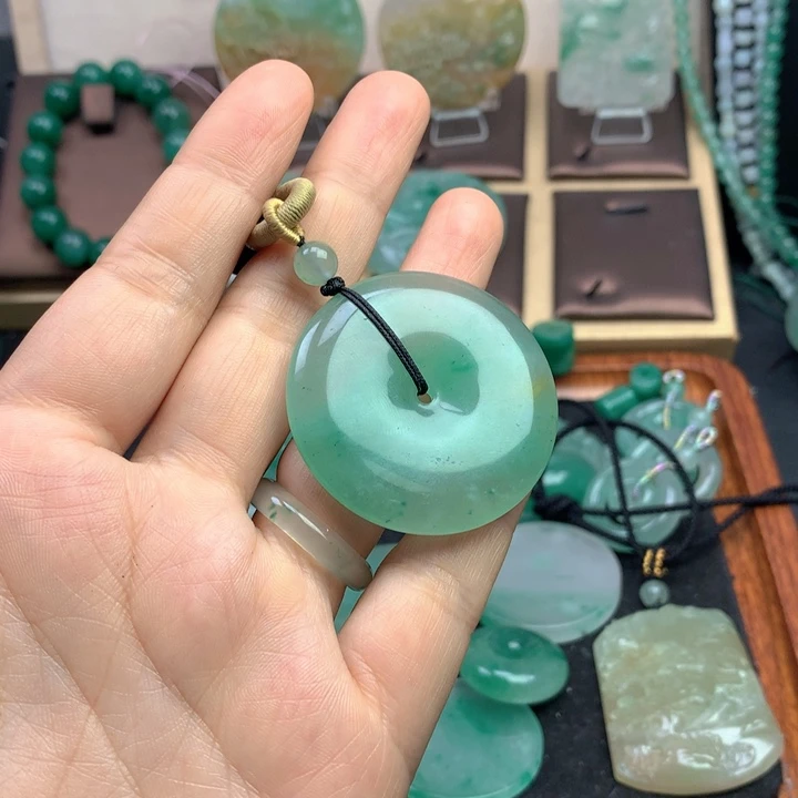 未镶嵌石英质玉珠宝半成品十*