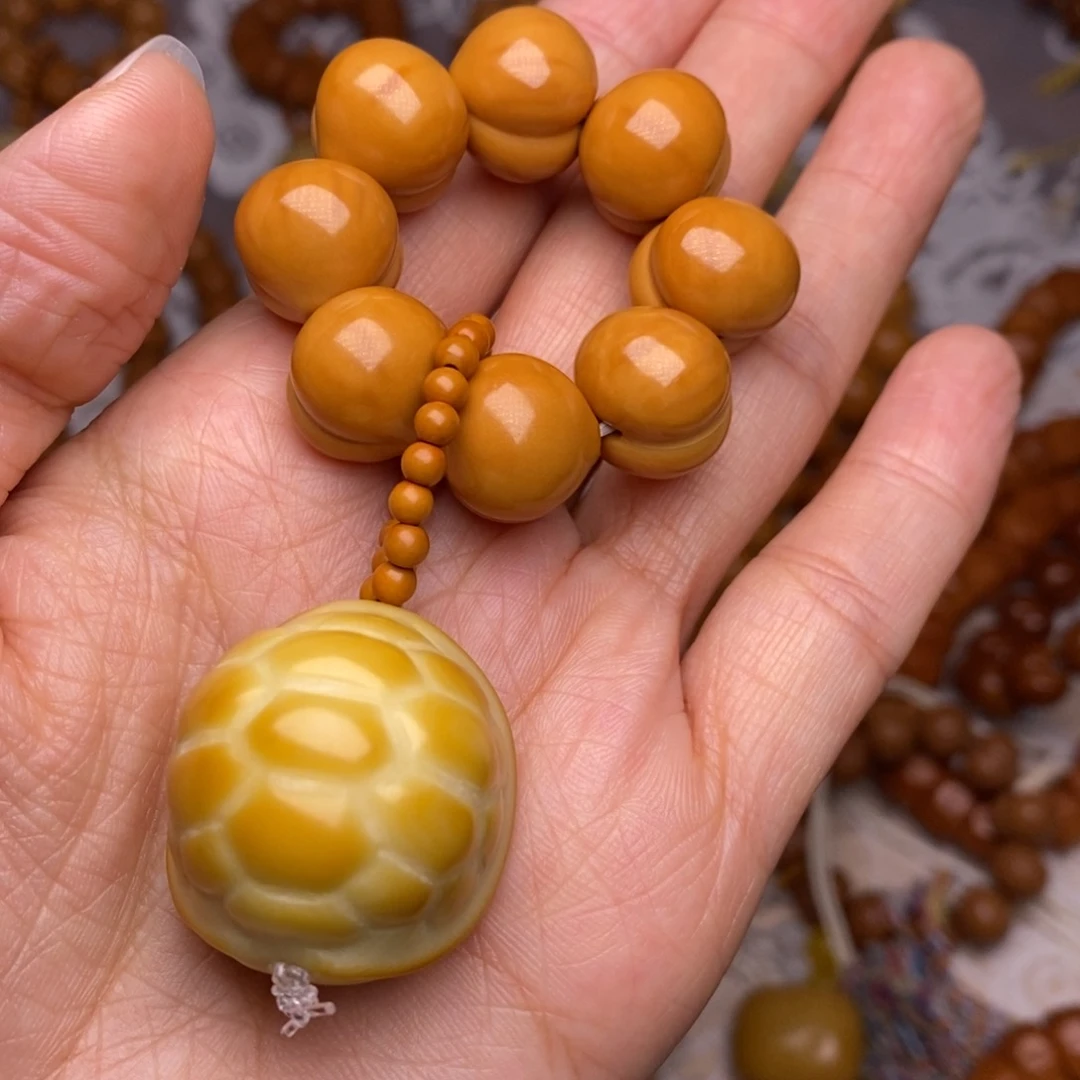 把件猴头核桃柯基屁桃龟甲