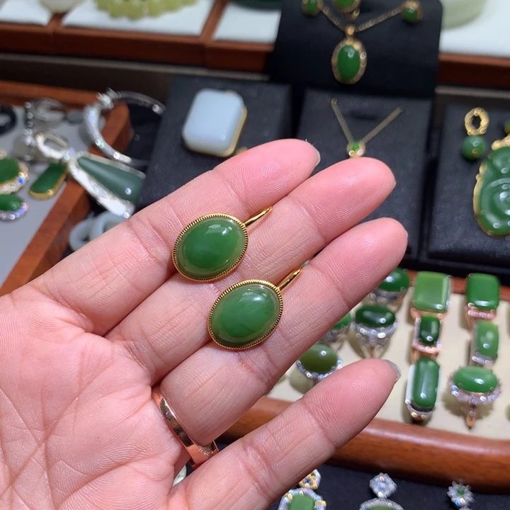 和田玉耳钉银S925镶嵌