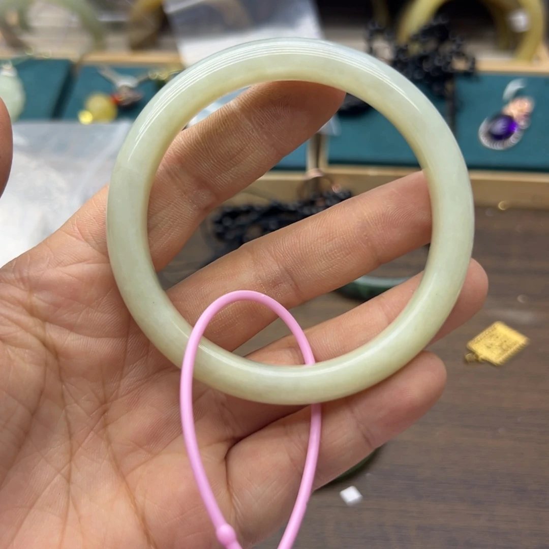 和田玉未镶嵌手镯59.8圈围470