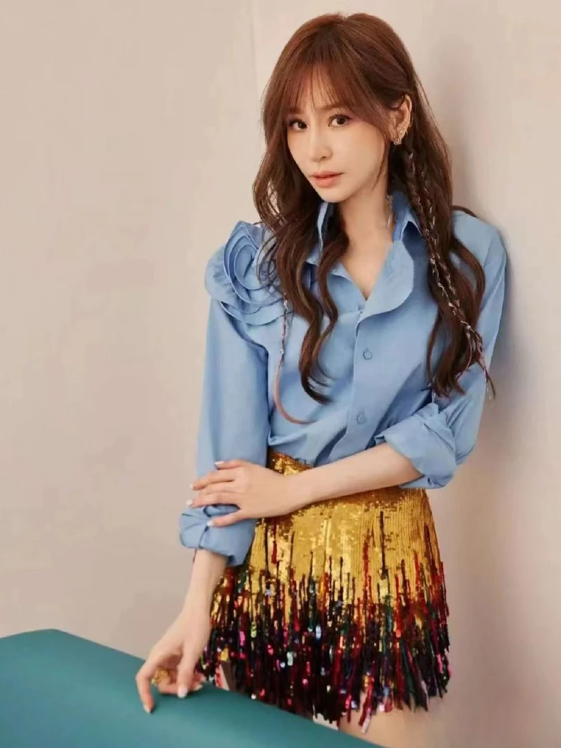 2025新款蓝色重工3D立体玫瑰花小众宽松衬衫时尚知性优雅气质名媛