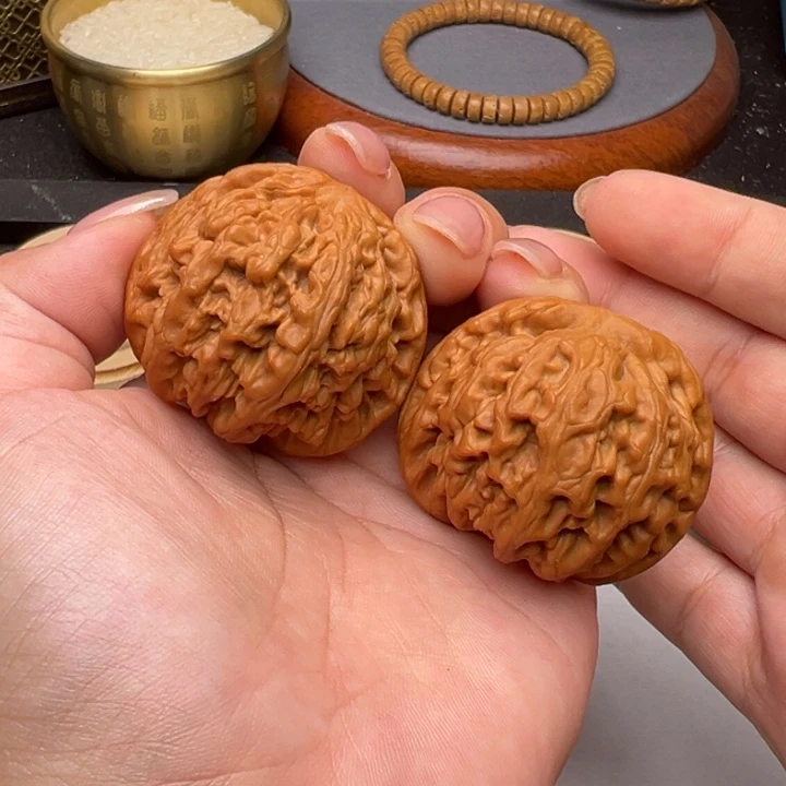 文玩核桃把件老*静42红锦鲤