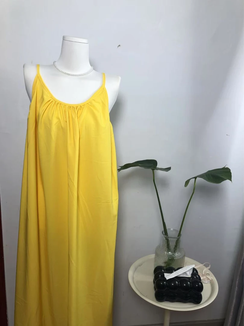 夏季少女风吊带裙吊带常规连衣裙露肩宽松腰高腰拼接