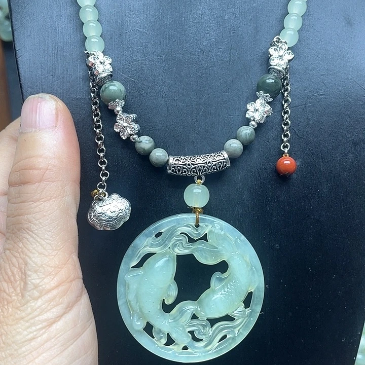 未镶嵌蛇纹石玉颈饰