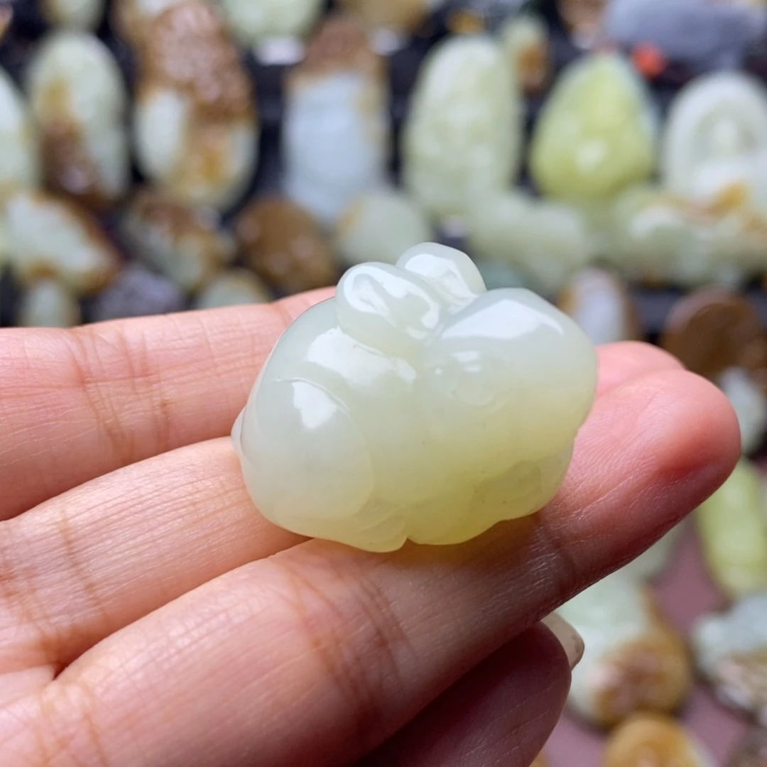 项链未镶嵌和田玉（糖玉）
