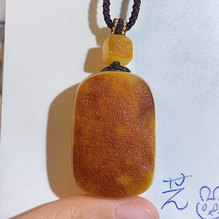 未镶嵌定制琥珀琥珀