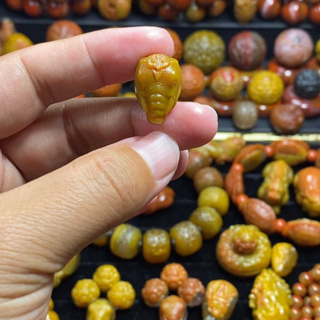 用***1玛瑙/玉髓未镶嵌战国红