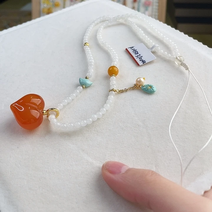 蜜蜡银S925镶嵌裸石蜜蜡吊坠