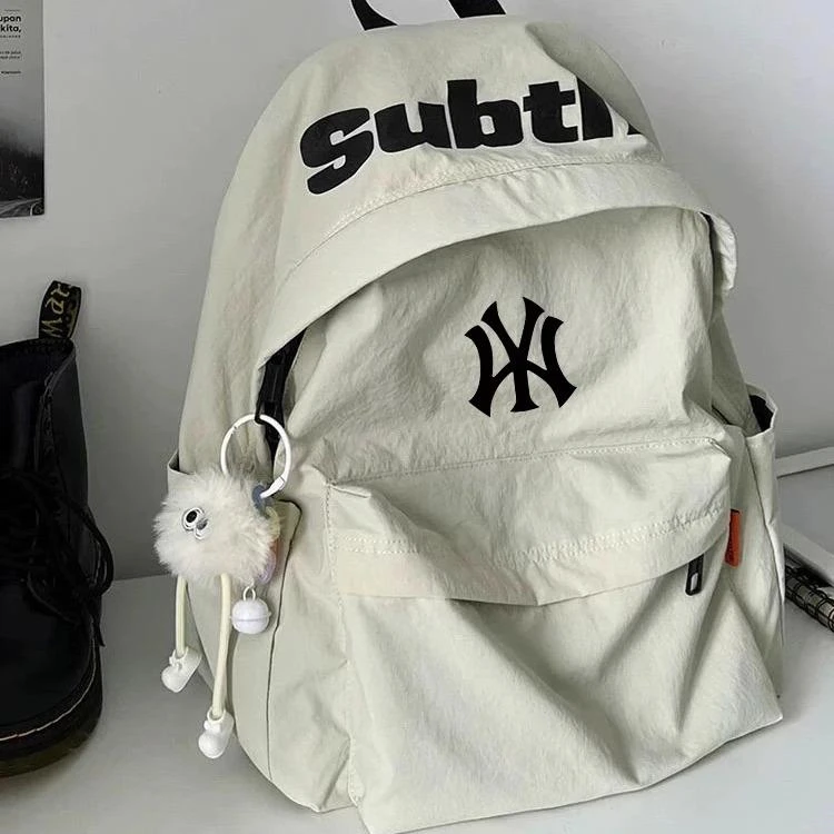 高颜值女生2025新款大容量双肩背包初高中生大学生大容量书包